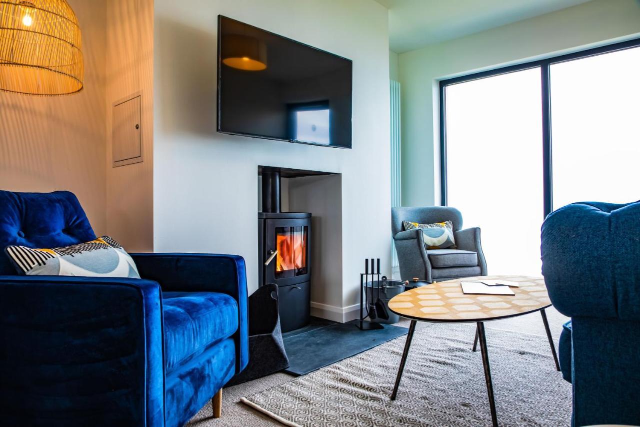2 Bed Penthouse - 10 Plas Pistyll