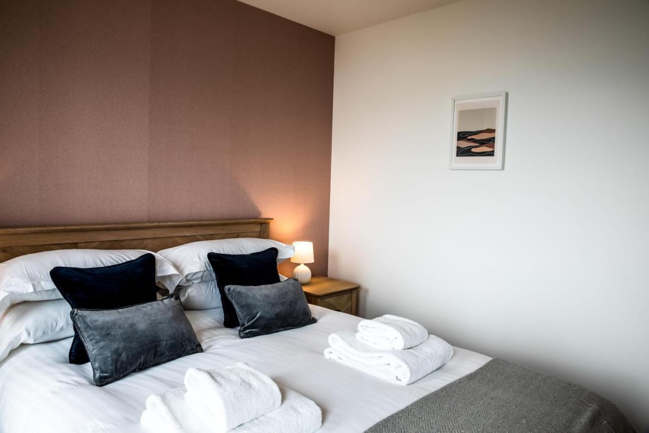 2 Bed Penthouse - 10 Plas Holiday home